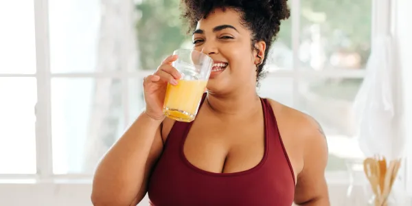 Saber como tomar vitamina C da forma correta vai ajudar seu corpo a absorver melhor o nutriente. Tire suas dúvidas! Como tomar vitamina C? Posso tomar todos os dias? Qual é o melhor horário? Confira neste artigo.